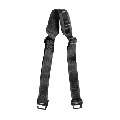 A carrier strap for SOUNDBOKS Go with a padded shoulder section for added comfort